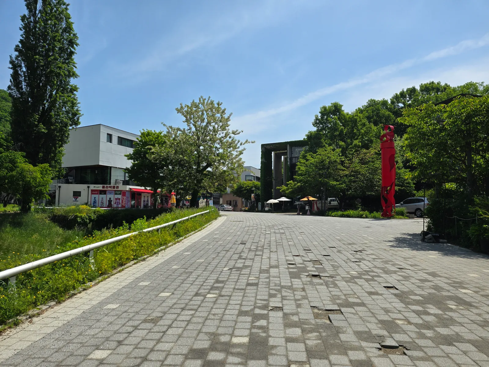 KakaoTalk_20260518_100710978_09.jpg