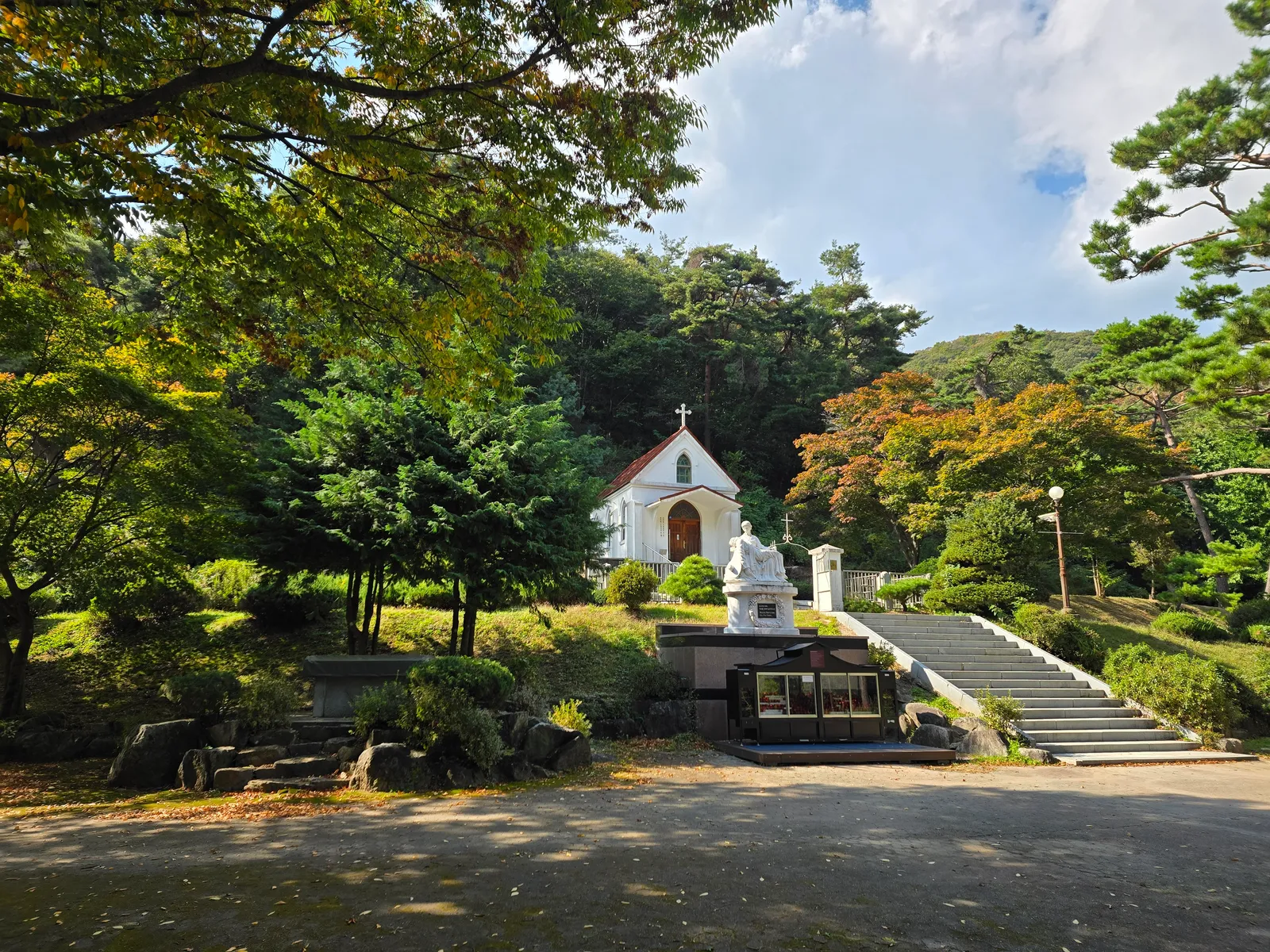 경기 안성시 양성면 미리내성지로 416